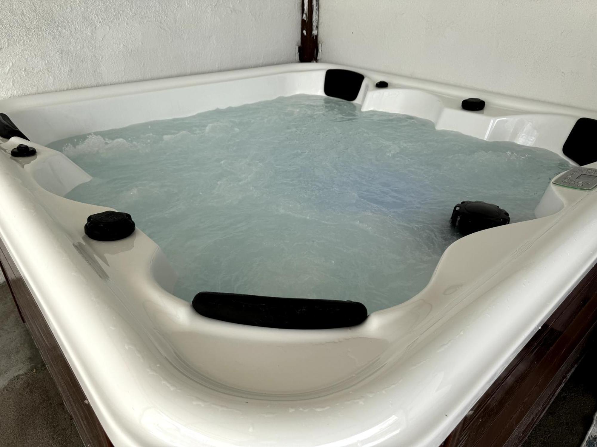 Willa Retreat Villa, Full Amenities, Up To 40ppl